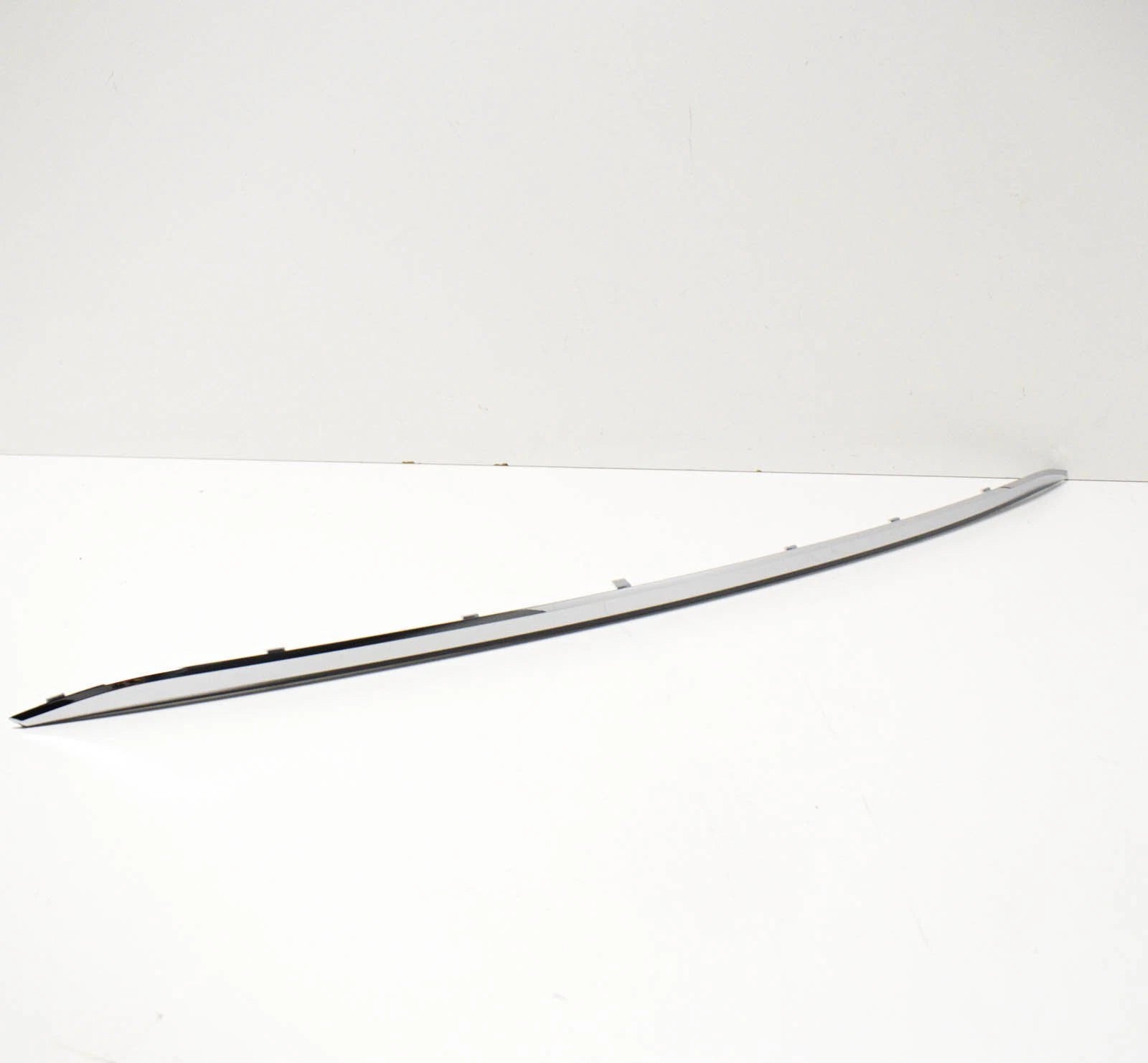 NEW BMW 3 TOURING F31 REAR BUMPER CENTER CHROME TRIM STRIP 51127289755 ORIGINAL