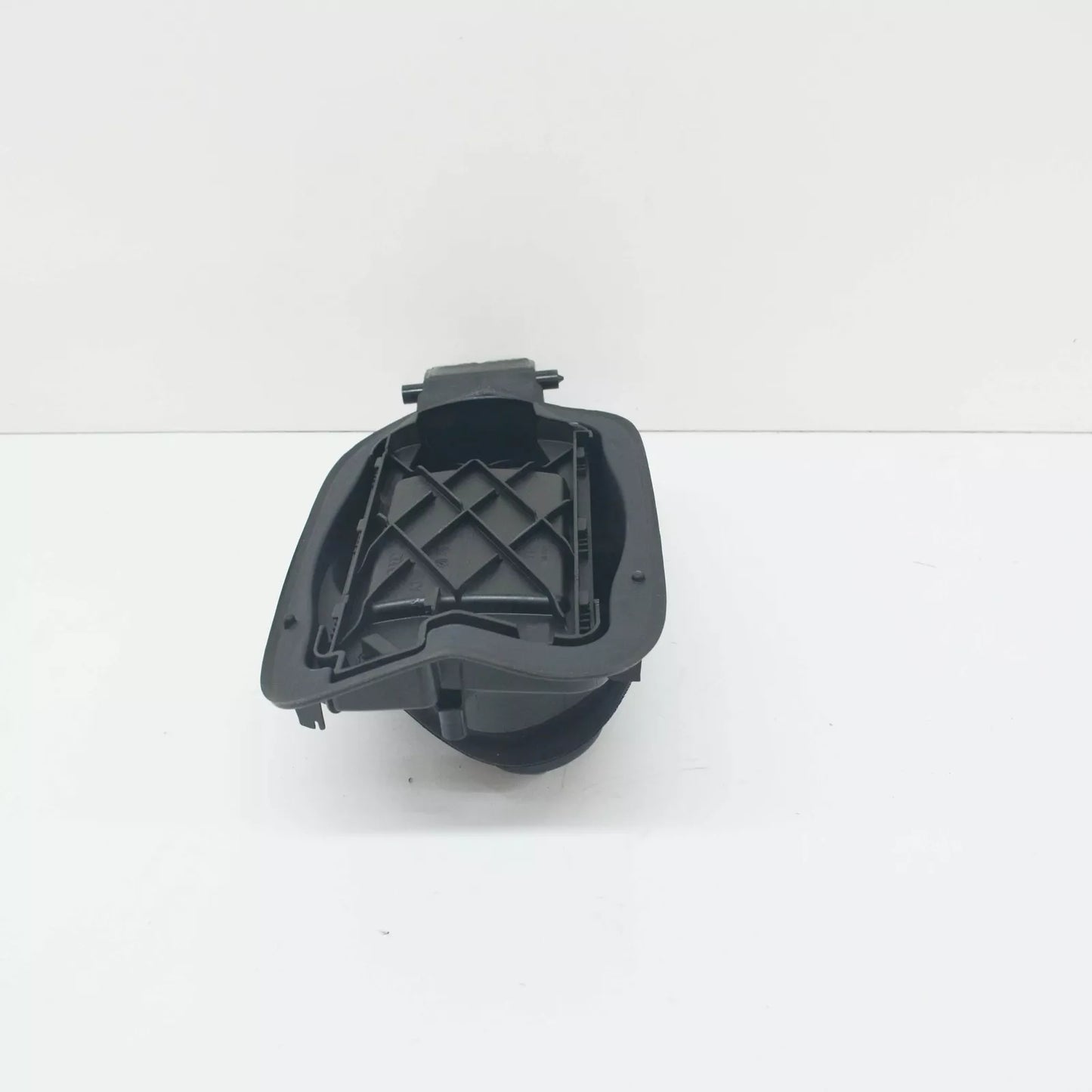 NEW AUDI A3 8V FUEL TANK FILLER FLAP INSERT 8V5809906B