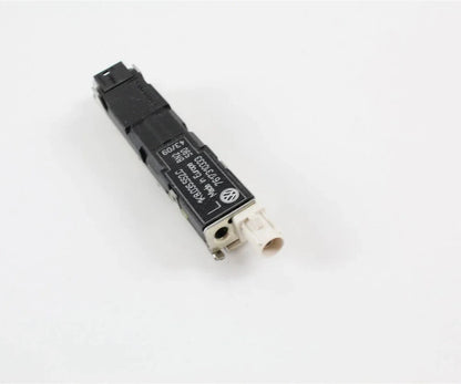 NEW VW SCIROCCO 137,138 LEFT ANTENNA AMPLIFIER 1K8035552C ORIGINAL