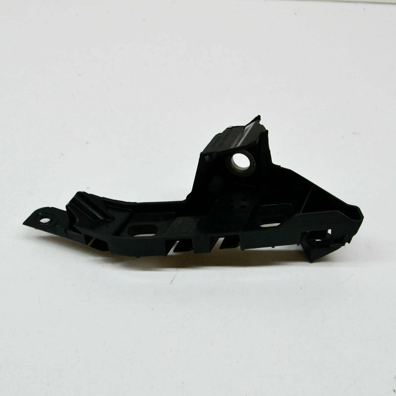 NEW VOLKSWAGEN TOURAN 5T FRONT LEFT BUMPER BRACKET 5TA807049