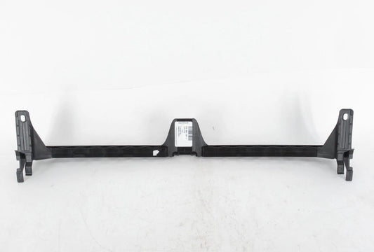 NEW VOLKSWAGEN JETTA A6 FRONT BUMPER CENTER GUIDE SECTION 5C6805706J ORIGINAL