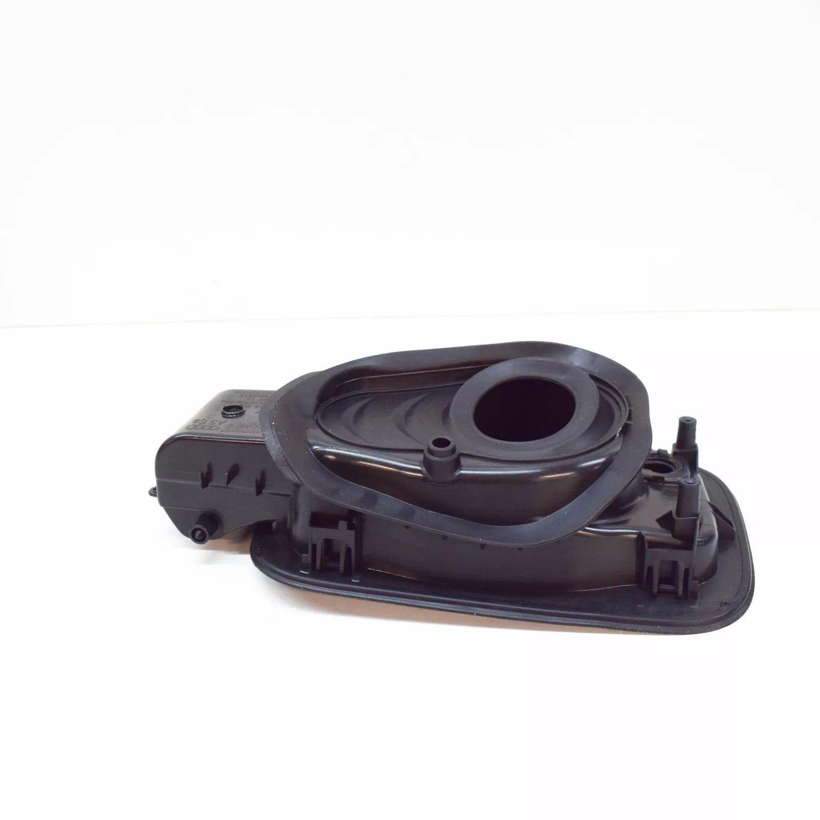 NEW AUDI A3 CONVERTIBLE 8V FUEL FILLER FLAP INSERT 8V7809906B