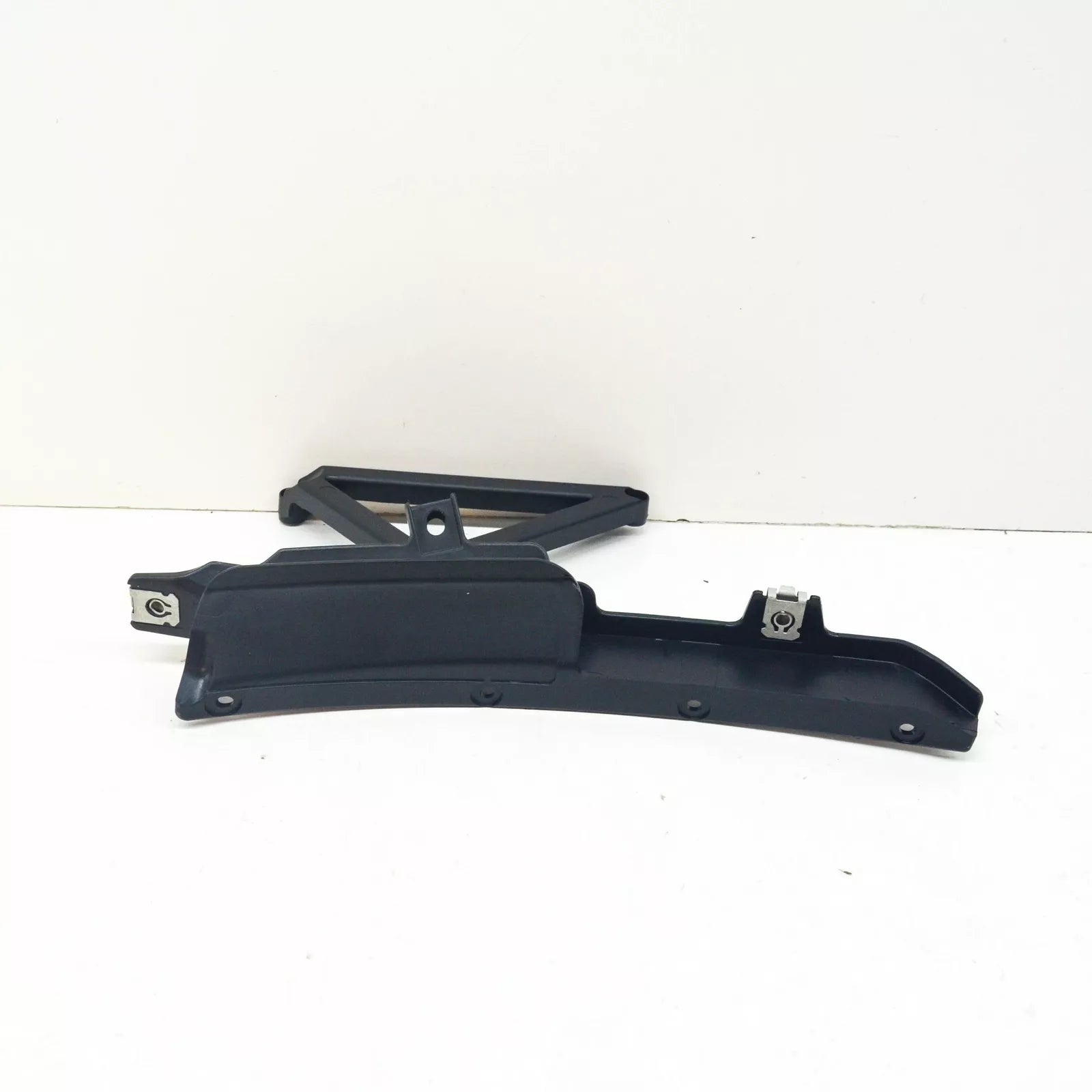 NEW BMW 4 COUPE F32 FRONT RIGHT BRAKE AIR DUCT 51747465290 ORIGINAL