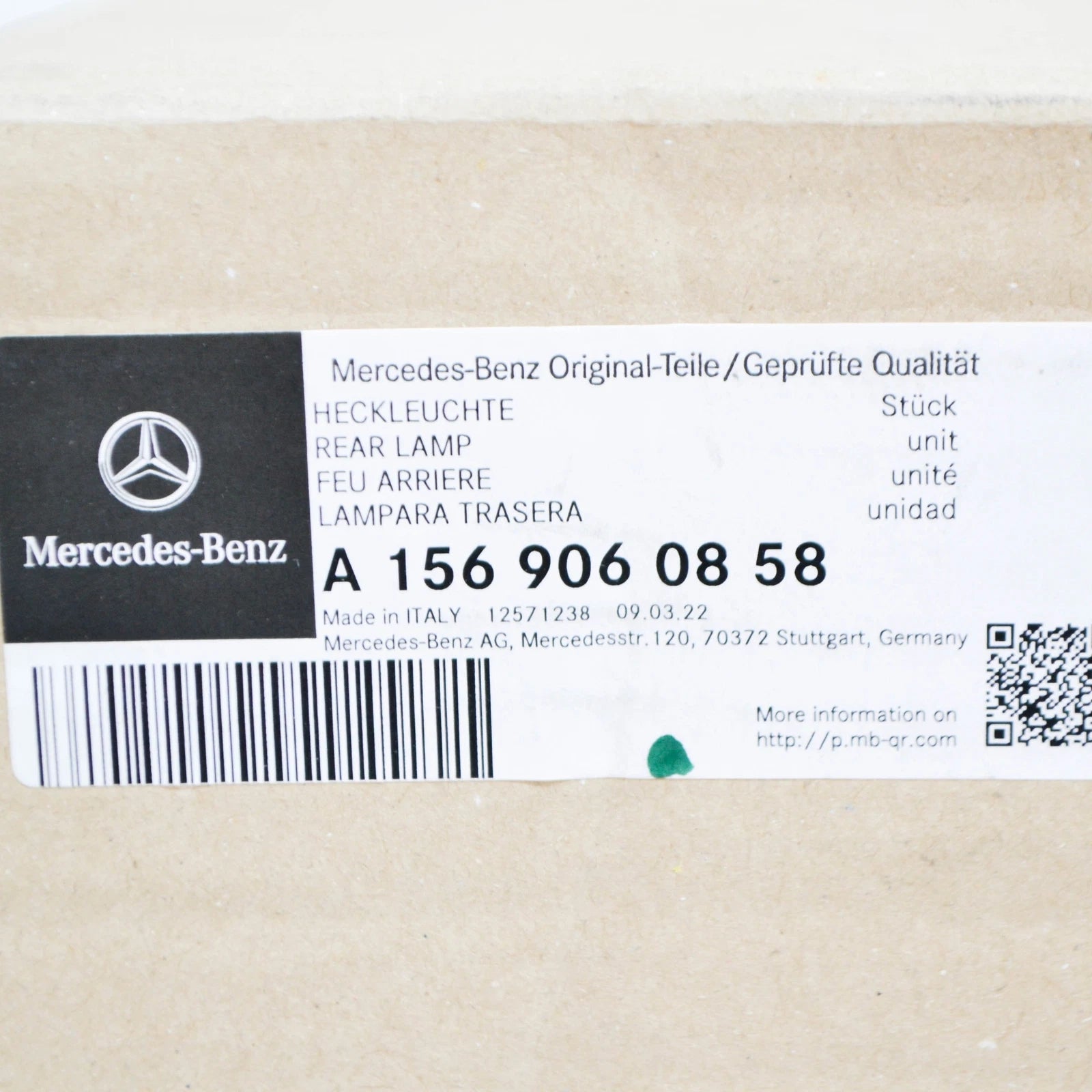 NEW MERCEDES-BENZ GLA X156 REAR RIGHT OUTER TAILLIGHT A1569060858 ORIGINAL