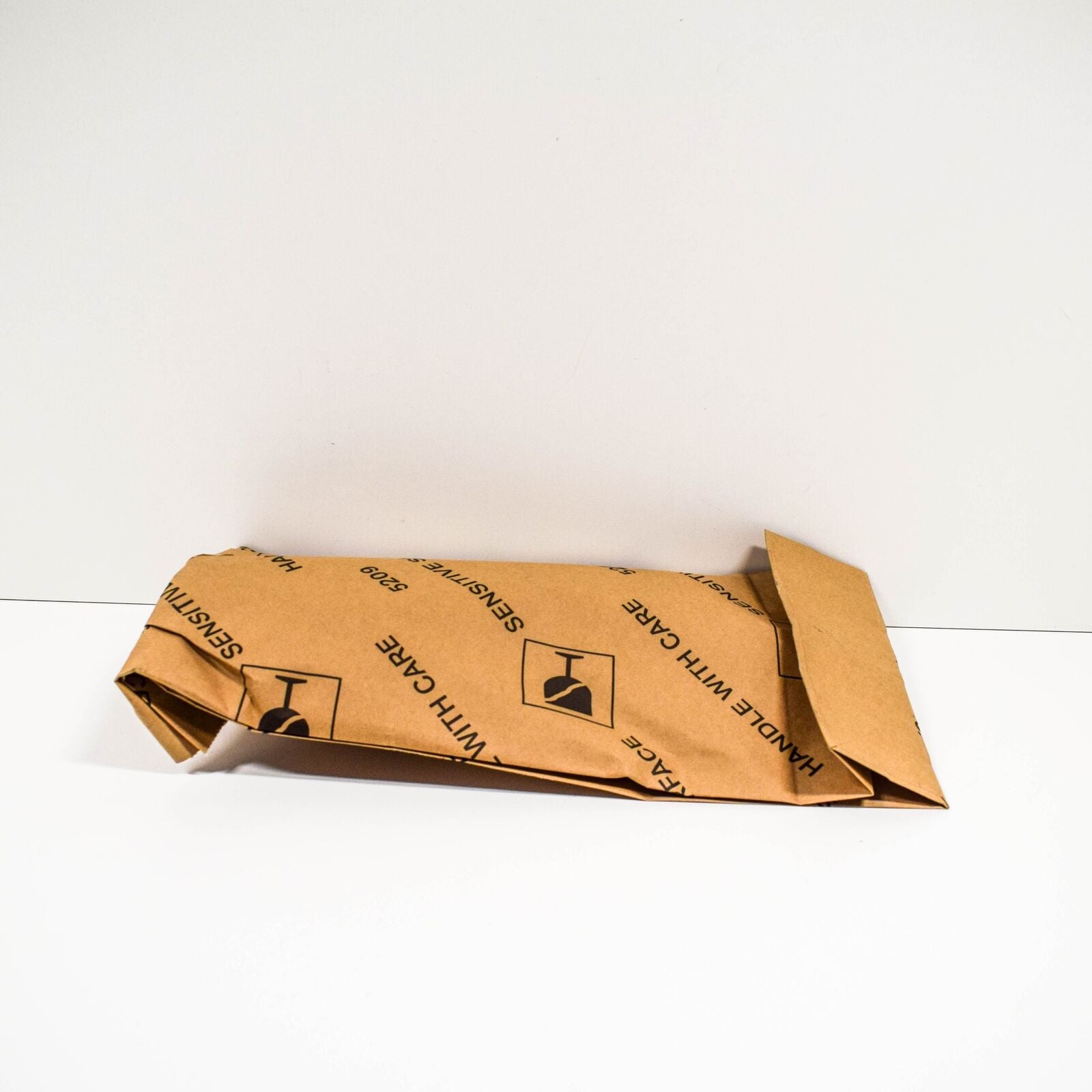 NEW VW TOUAREG 7P FRONT BUMPER RIGHT FOG LIGHT TRIM 7P68078209B9 R LINE ORIGINAL