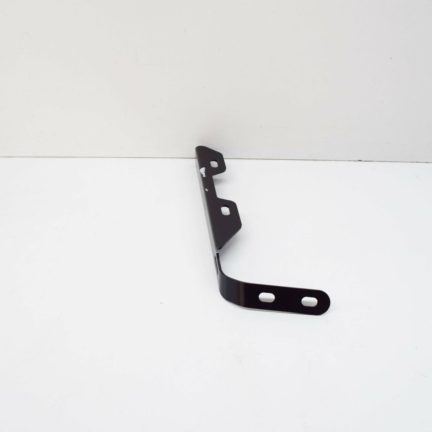 NEW MB AMG GT C190 EXHAUST SYSTEM BOTTOM RIGHT BRACKET A1904920246 ORIGINAL