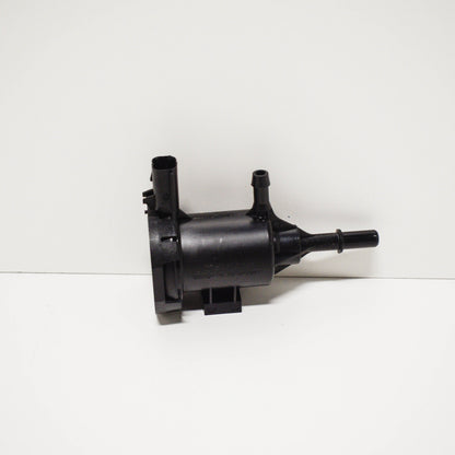 NEW MERCEDES BENZ GLA X156 FUEL PURGE VALVE A0004760600 ORIGINAL