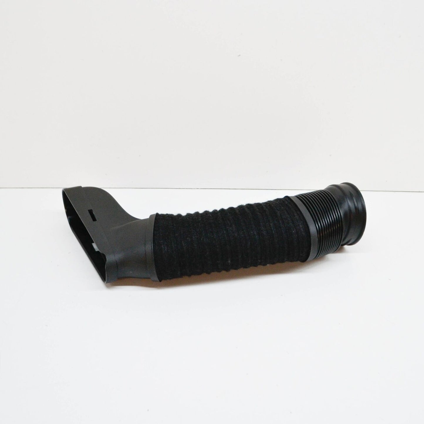 NEW MB E-CLASS W212 LEFT AIR INTAKE HOSE A2720903582 3.5 PETROL ORIGINAL