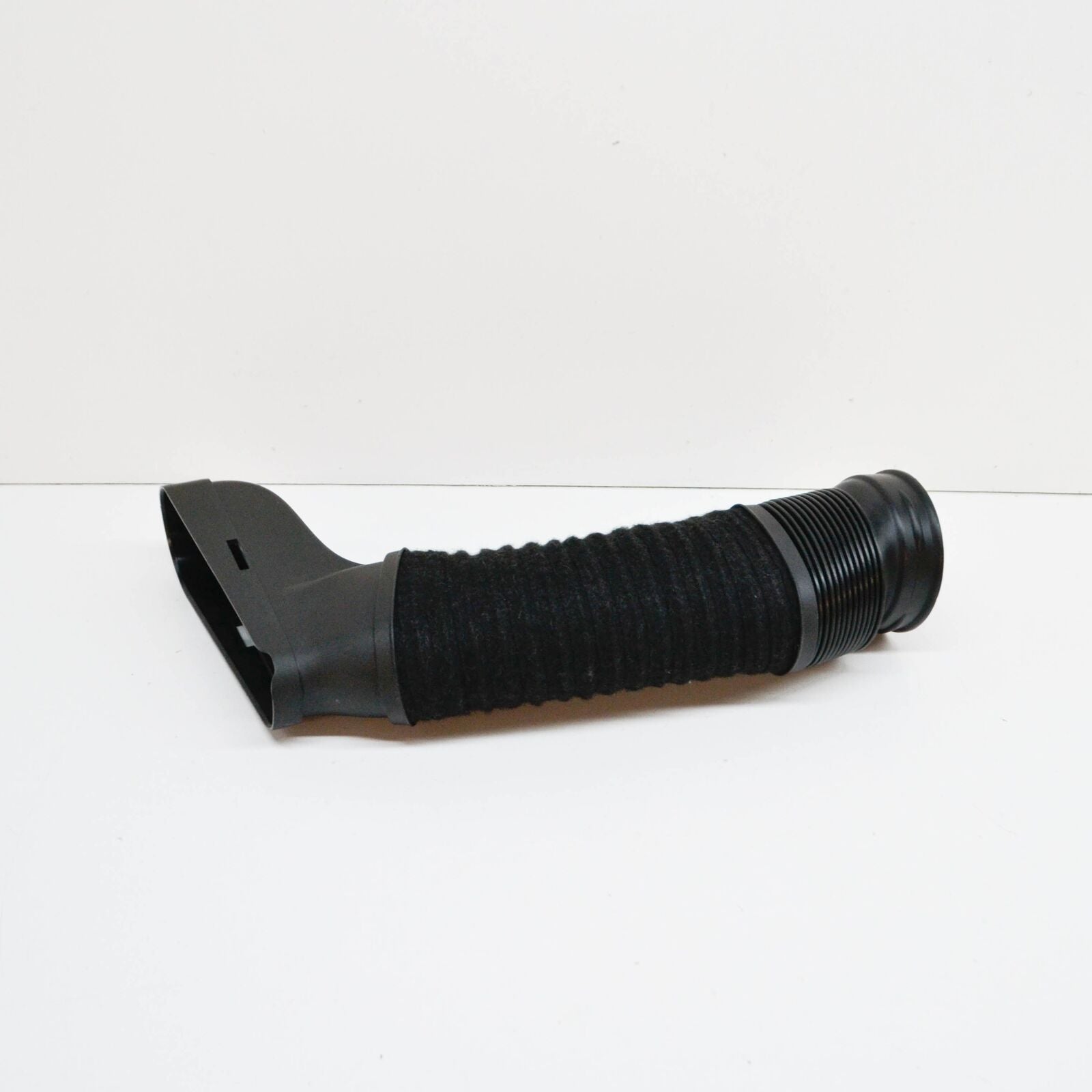 NEW MB E-CLASS W212 LEFT AIR INTAKE HOSE A2720903582 3.5 PETROL ORIGINAL