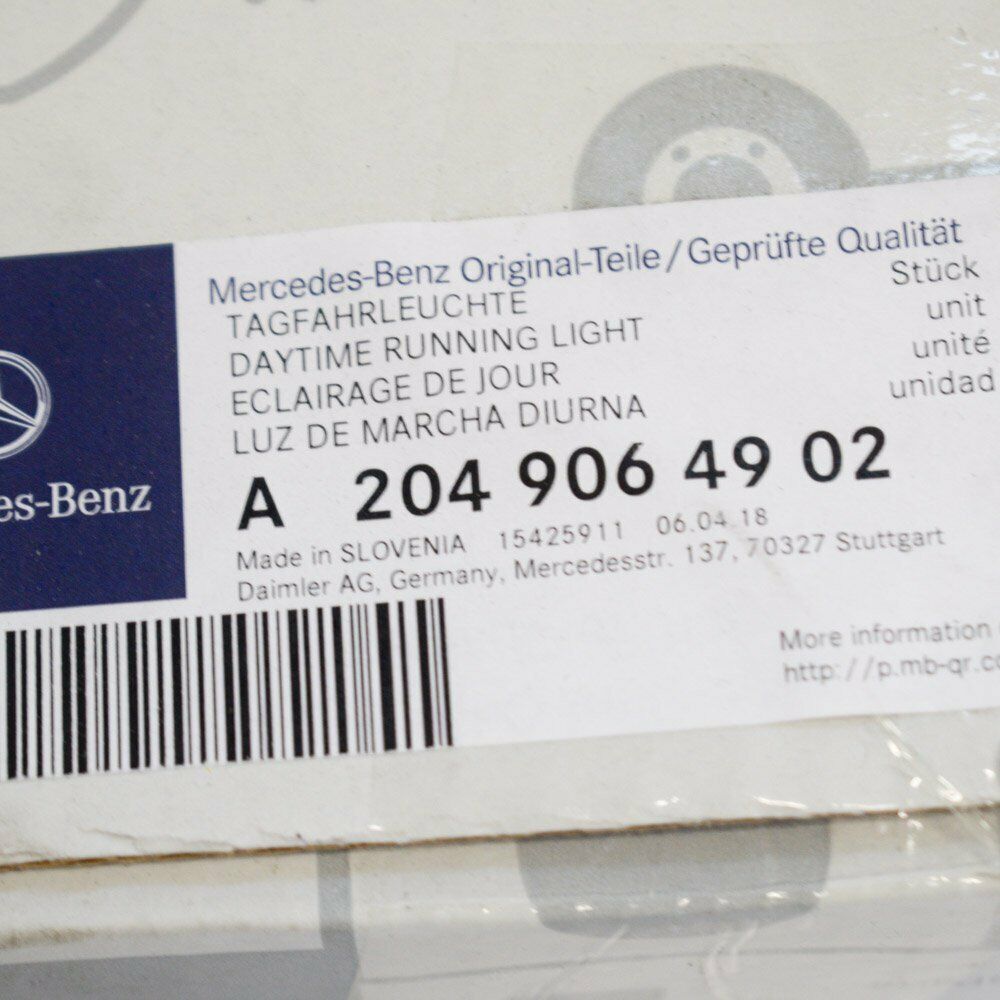 NEW MERCEDES BENZ C W204 C63 AMG FRONT RIGHT DAYTIME LIGHT A2049064902 ORIGINAL