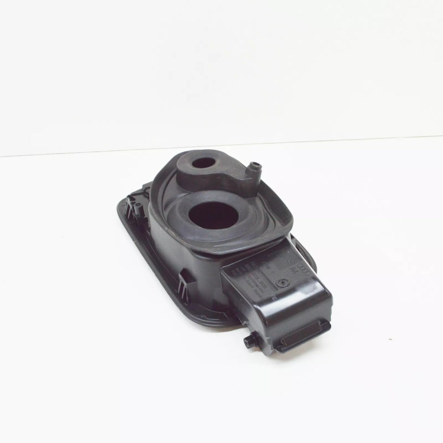 NEW AUDI A4 B9 FUEL TANK FLAP 8W0809906A