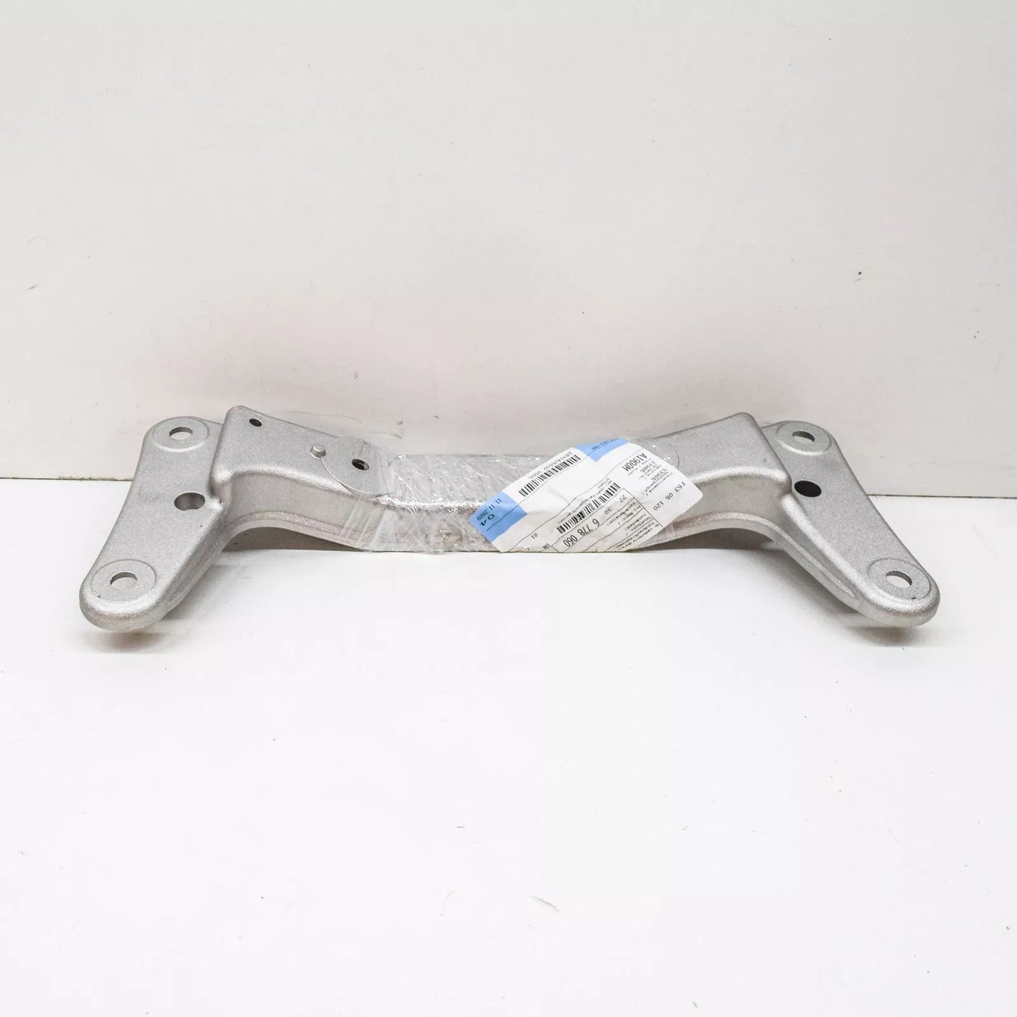 NEW BMW 1 E81 GEARBOX SUPPORT BRACKET 22326778060 2011 ORIGINAL