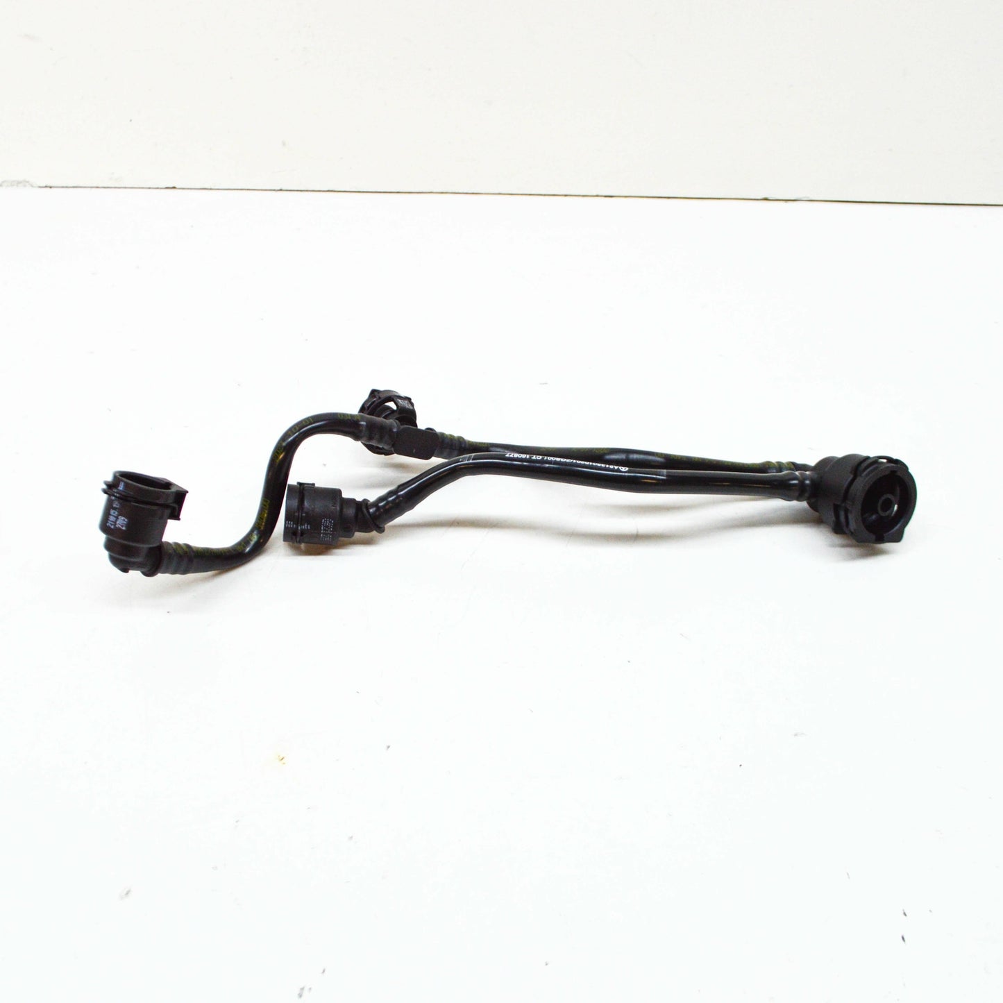 NEW MERCEDES-BENZ E W213 COOLANT HOSE PIPE VENT LINE A2135010201 ORIGINAL