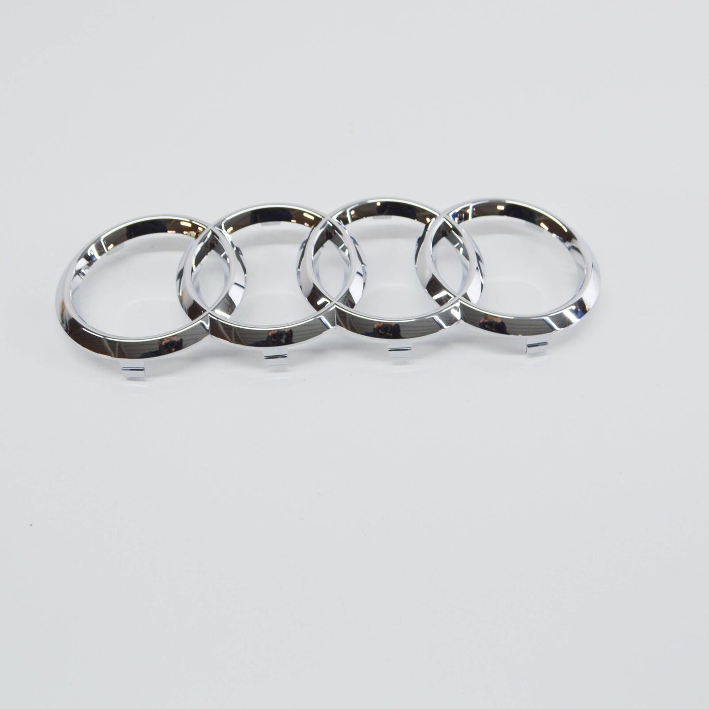 NEW AUDI RS7 SPORTBACK 4K8 FRONT RADIATOR GRILLE BADGE 4K88536052ZZ ORIGINAL