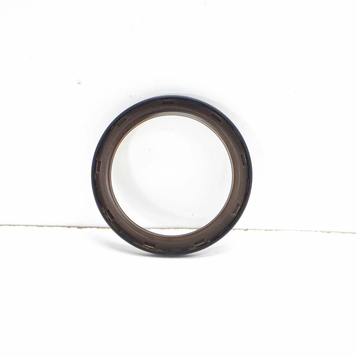 NEW AUDI A6 C8 ENGINE CRANKCASE SHAFT OIL SEAL RING 06E103051J