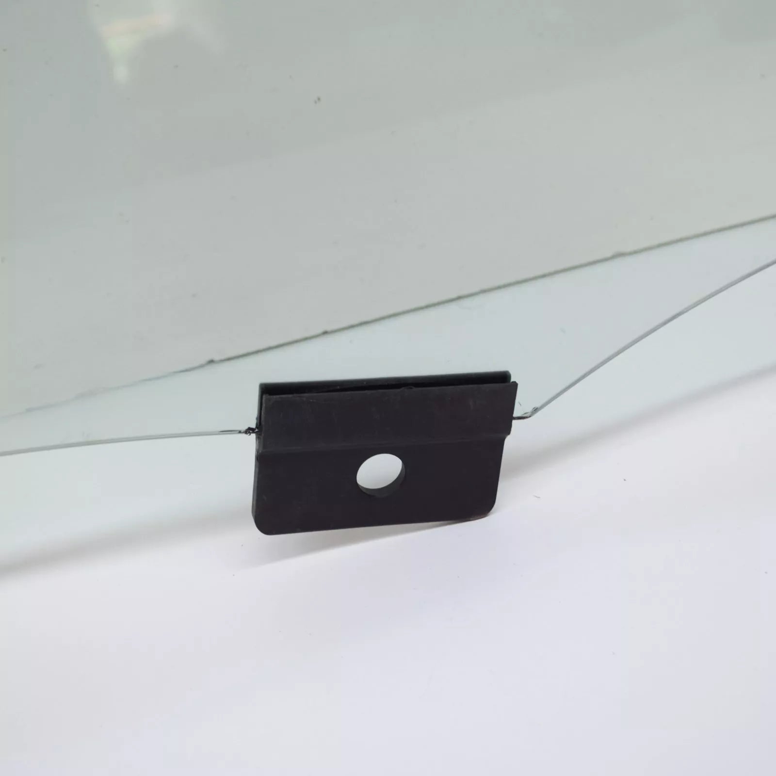 NEW AUDI Q7 4L FRONT LEFT DOOR WINDOW GLASS 4L0845021B ORIGINAL