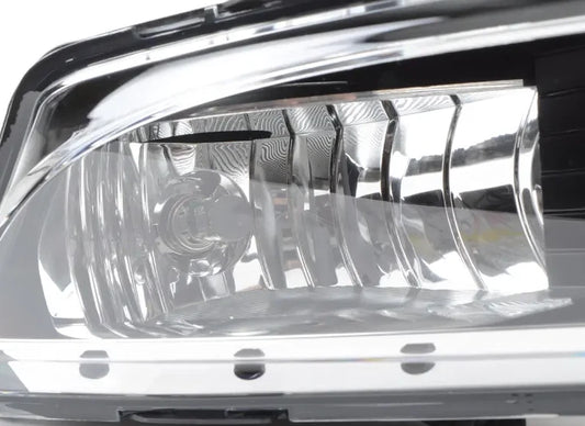 NEW VW CC 35 FRONT RIGHT FOG LIGHT 3C8941700 ORIGINAL