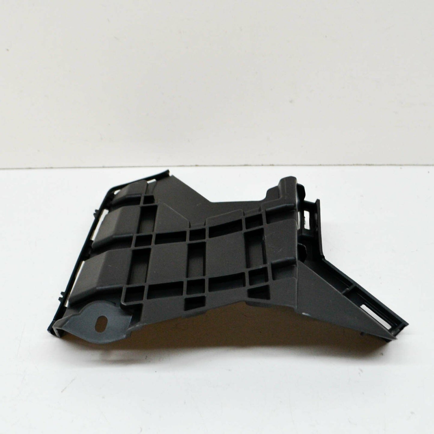 NEW AUDI Q3 F3 S-LINE FRONT BUMPER LEFT GRILLE BRACKET 83A807095A ORIGINAL