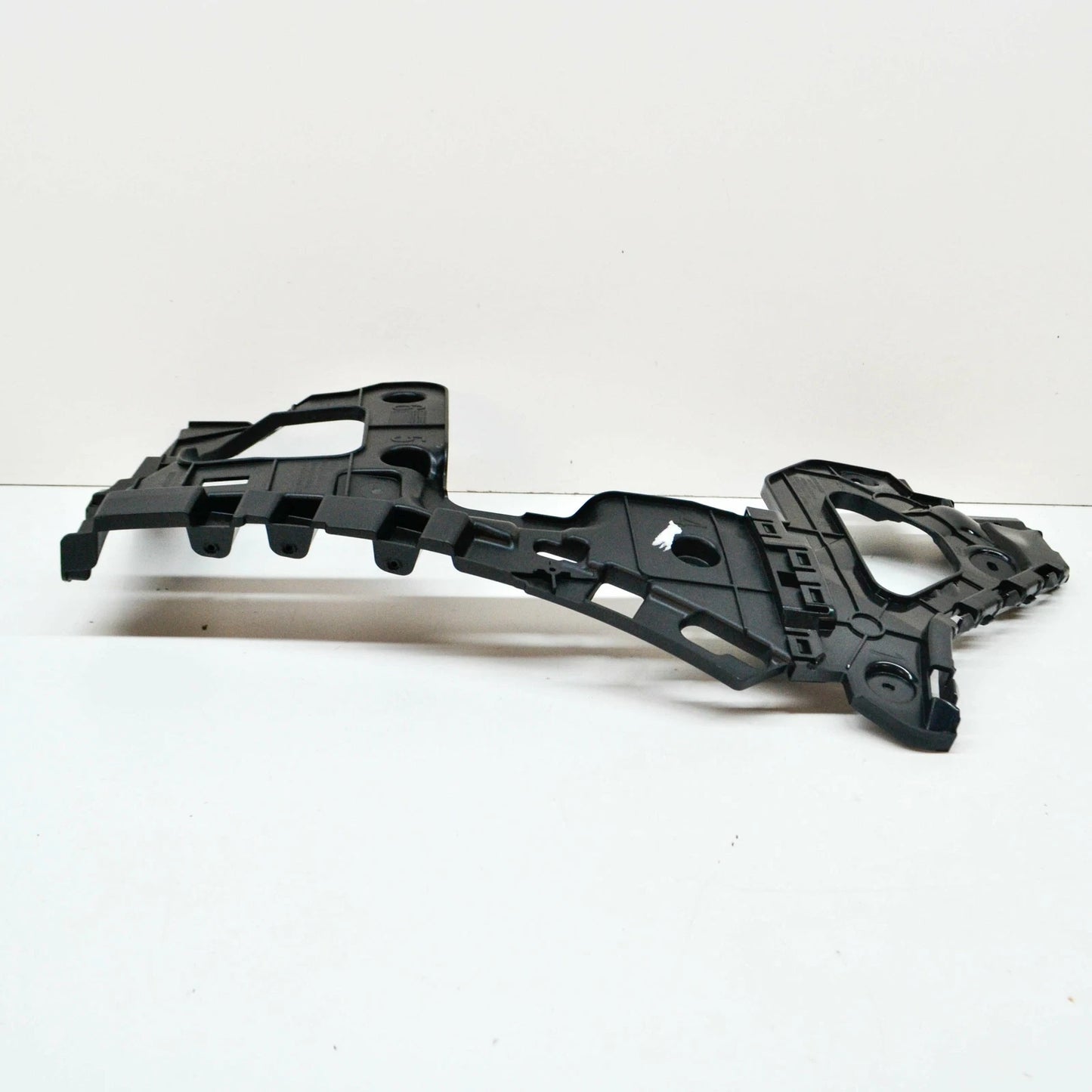 NEW AUDI Q8 REAR RIGHT BUMPER LOWER BRACKET 4M8807454A ORIGINAL