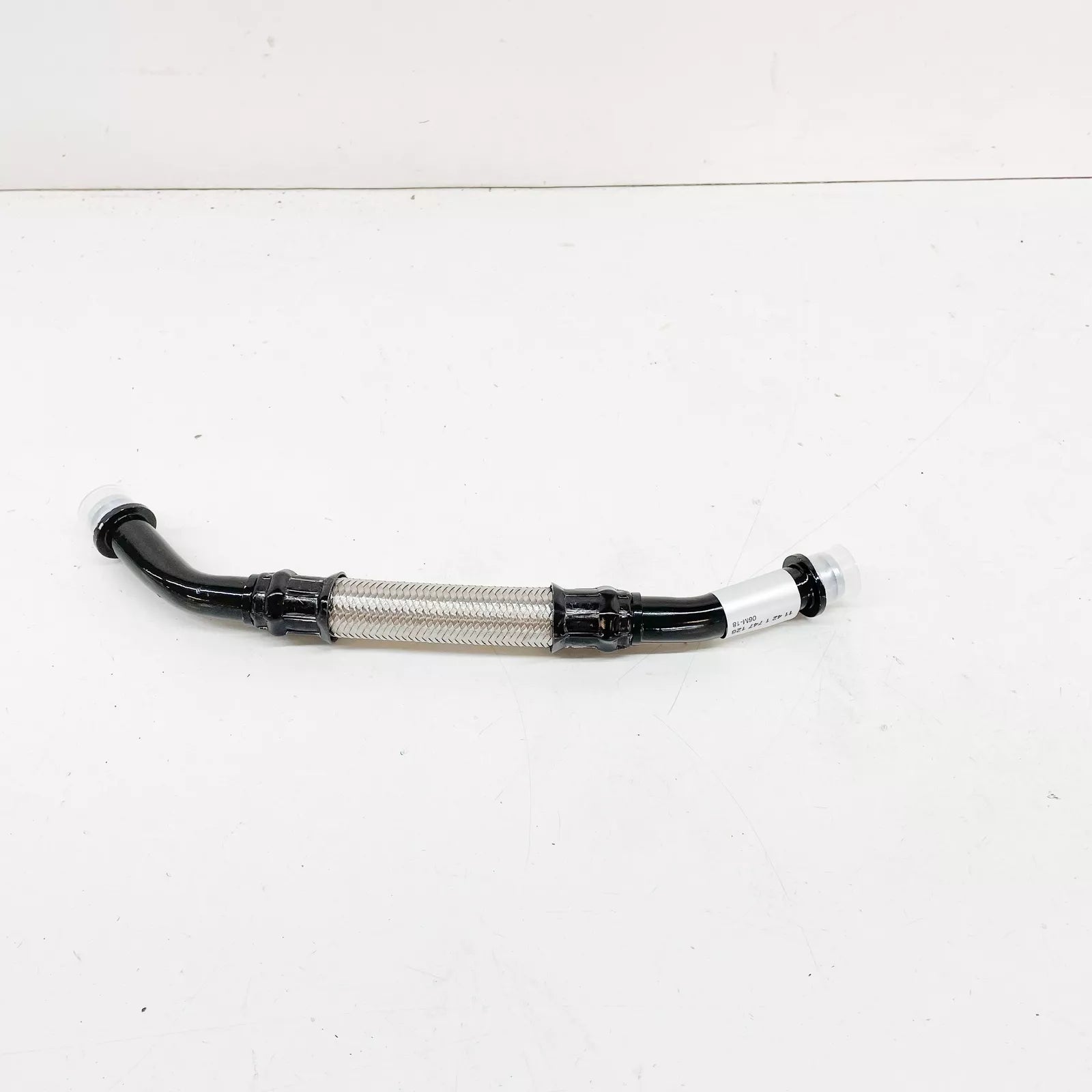 NEW BMW 5 E34 ENGINE OIL COOLER HOSE 11421747126 1747126 ORIGINAL