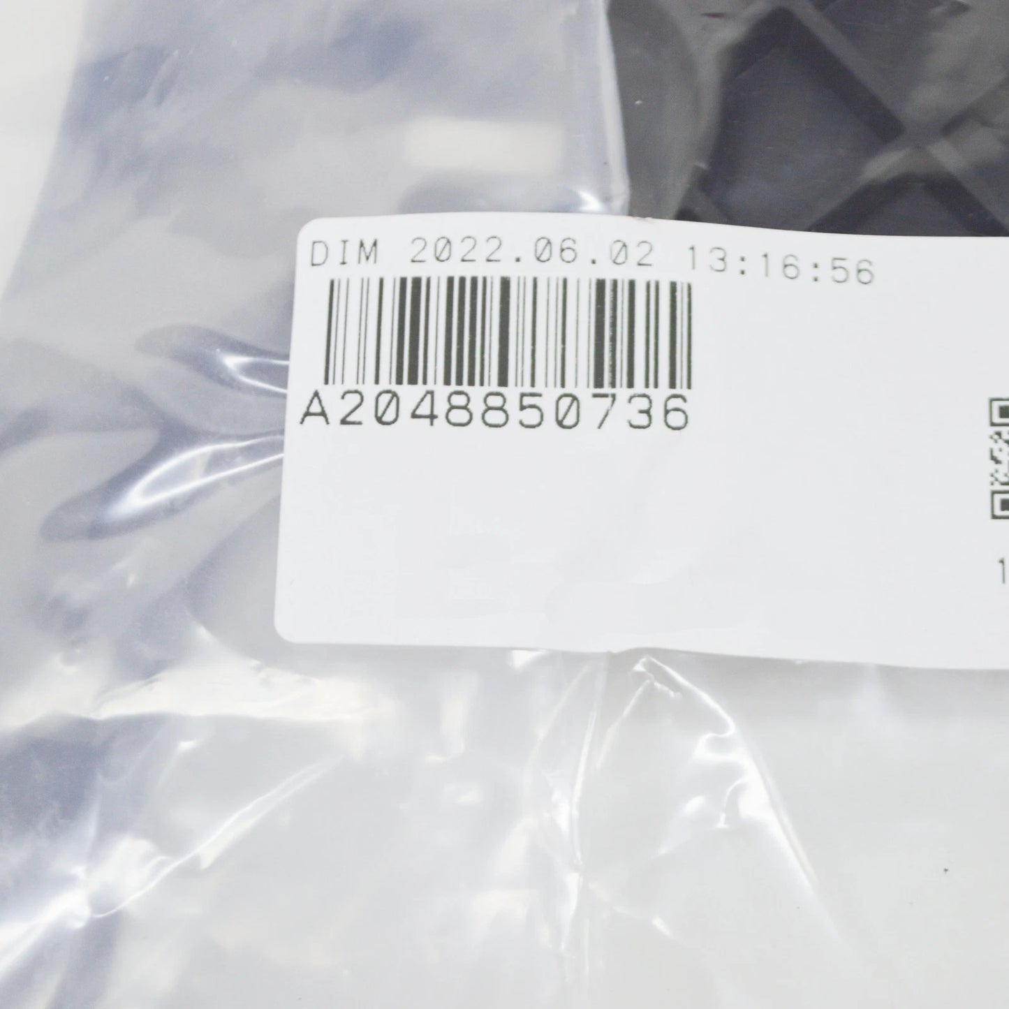 NEW MERCEDES-BENZ C W204 RADIATOR GRILLE SUPPORT A2048850736 ORIGINAL