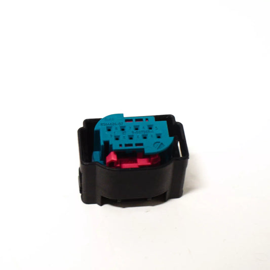 NEW BMW 5 GT F07 UNIVERSAL SOCKET HOUSING 61138364624 8364624 ORIGINAL