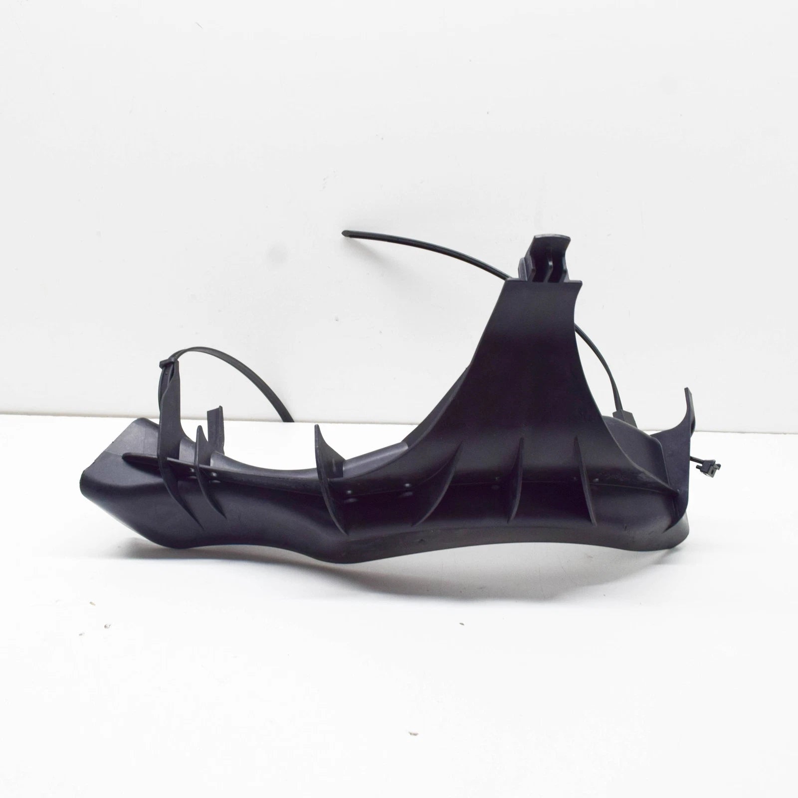 NEW MERCEDES-BENZ GLE COUPE C292 FRONT LEFT GUIDE VANE A2924210120 ORIGINAL