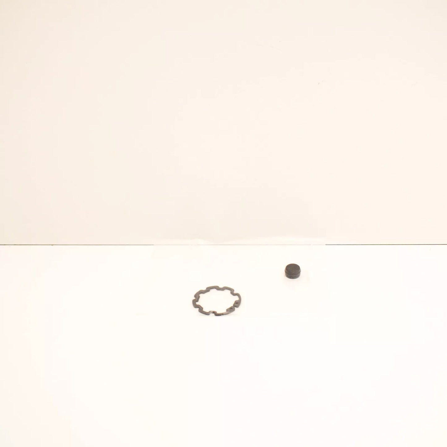 NEW AUDI A4 B8 A/C COMPRESSOR PUMP PULLEY 8K0260810A ORIGINAL