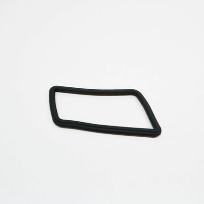 NEW BMW 2000-3.2 COUPE E9 FRONT RIGHT TURN INDICATOR BASE 63131811104 ORIGINAL