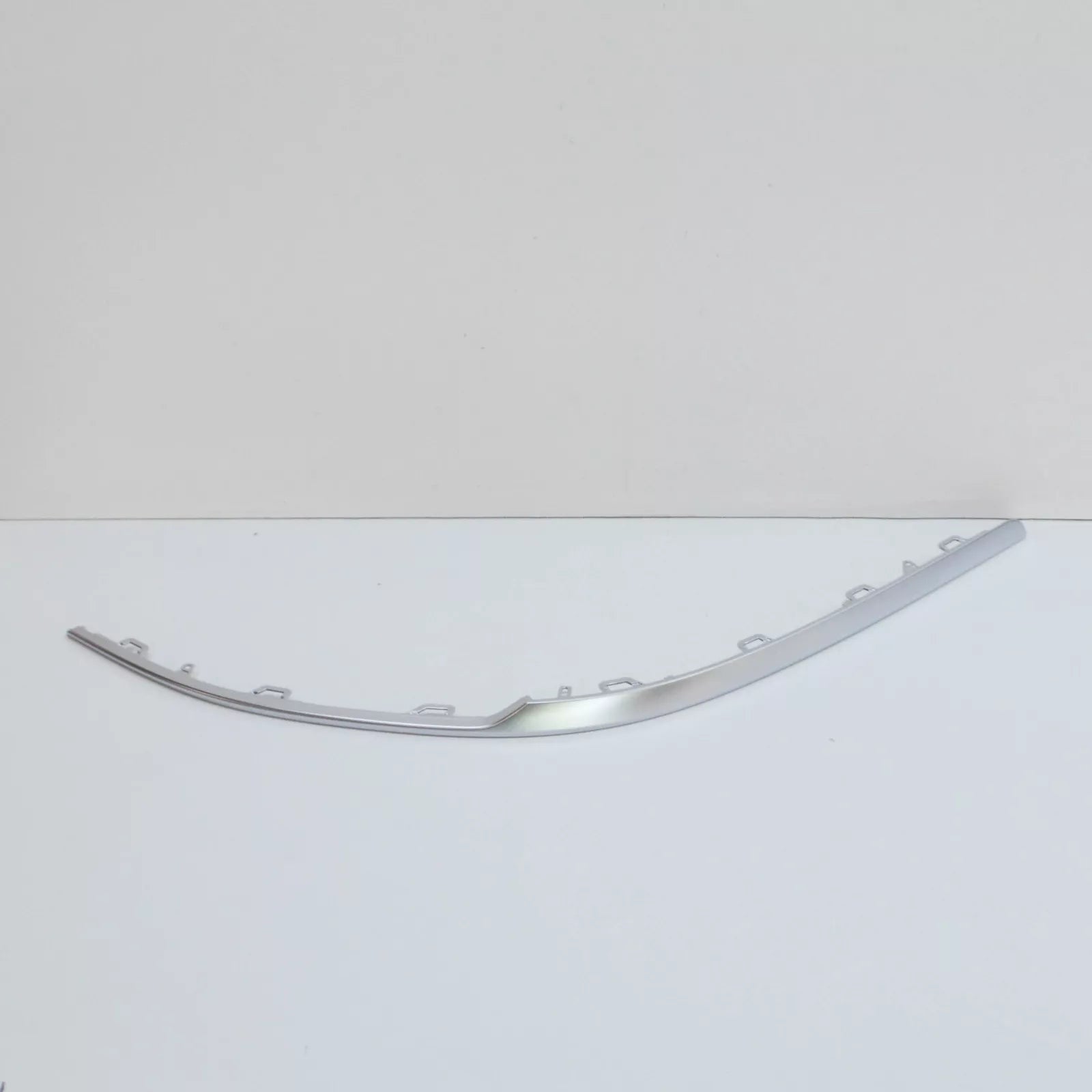 NEW VOLKSWAGEN PASSAT B8 3G REAR LEFT BUMPER TRIM 3G9853841B2ZZ ORIGINAL