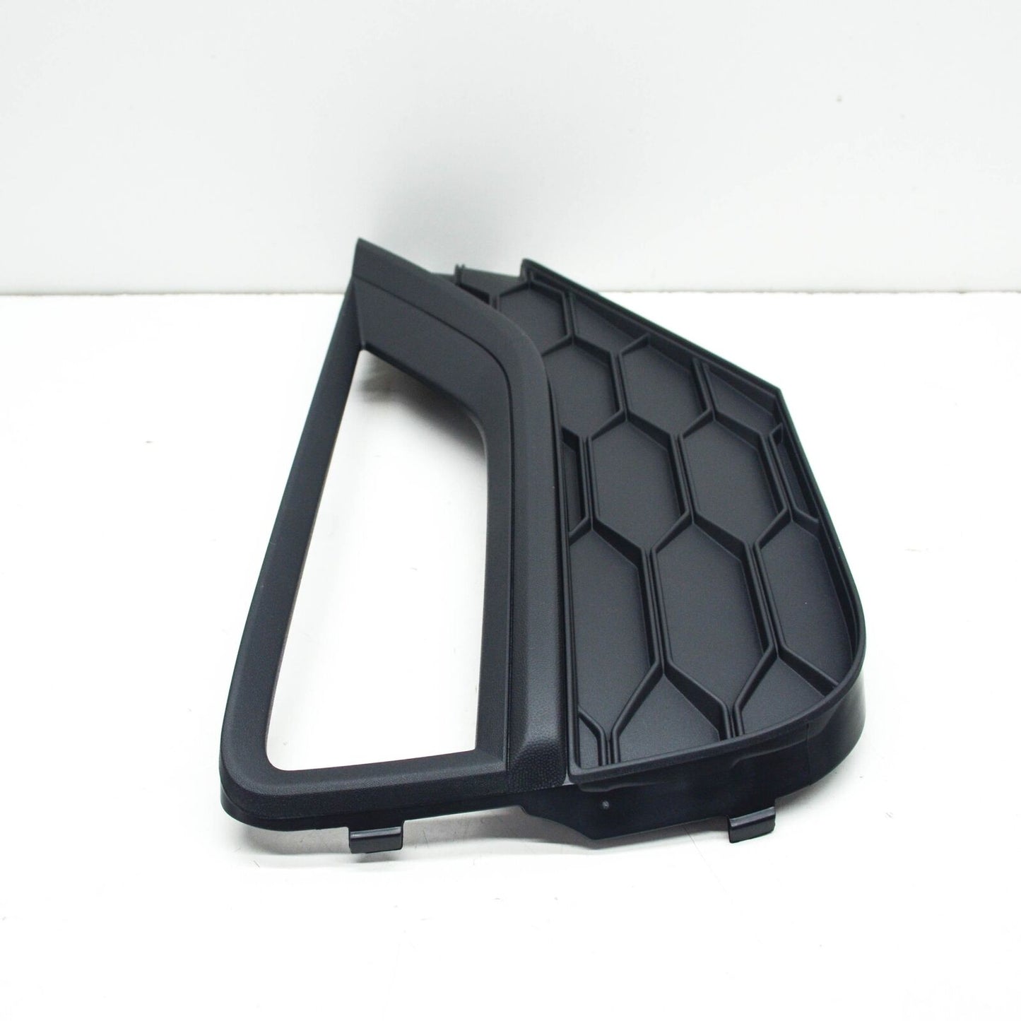 NEW VOLKSWAGEN AMAROK FRONT RIGHT FOG LIGHT GRILLE 2H6807490E9B9 ORIGINAL