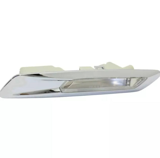 NEW BMW 5 F10 FRONT RIGHT FENDER TURN SIGNAL 63137154168 7154168 ORIGINAL