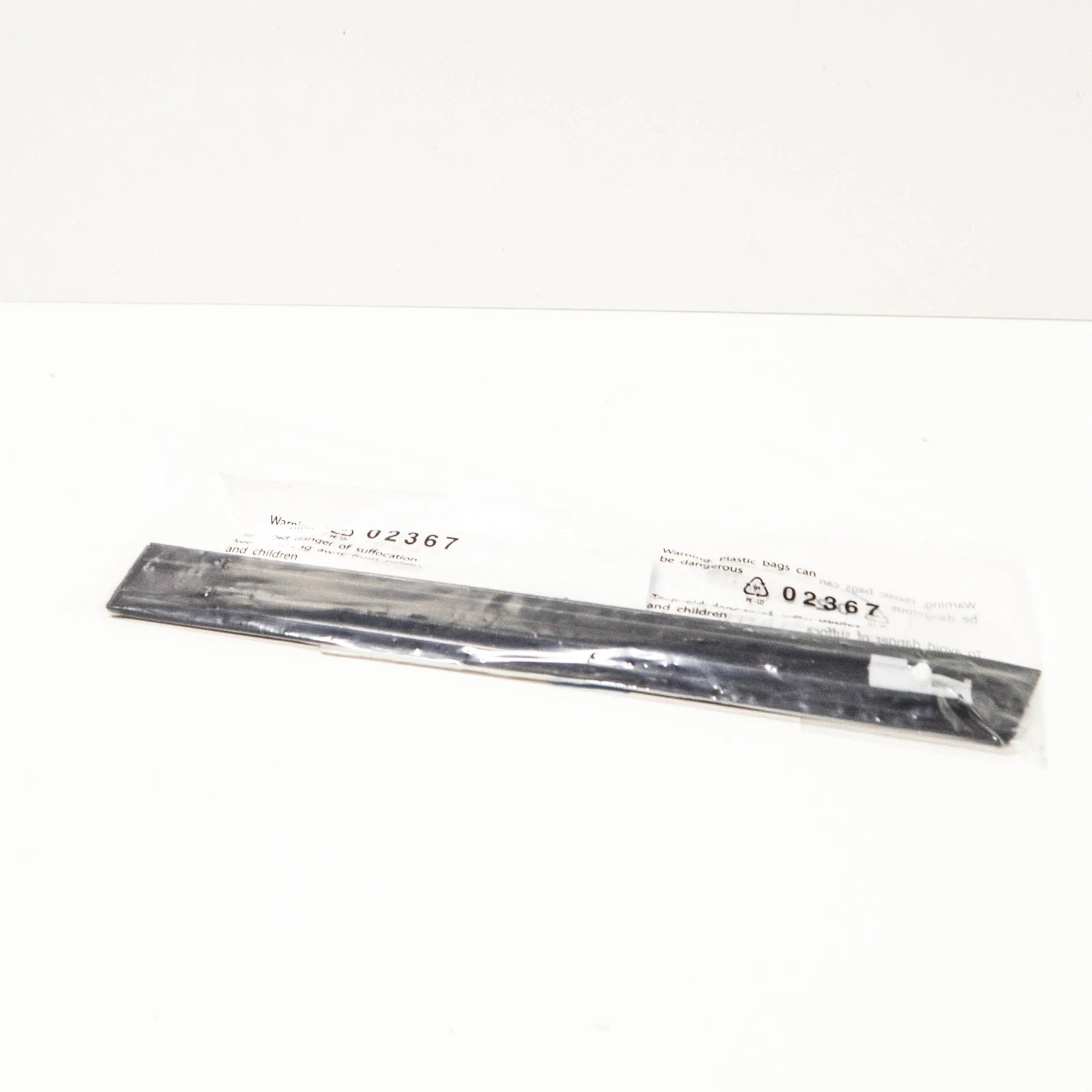 NEW BMW 5 E34 FRONT LEFT FENDER MOULDING 51131944941 1944941 ORIGINAL