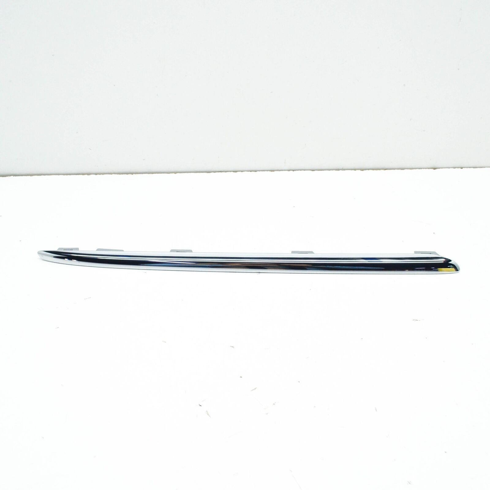 NEW MERCEDES-BENZ E W213 FRONT BUMPER RIGHT GRILLE MOLDING A2138888800 ORIGINAL