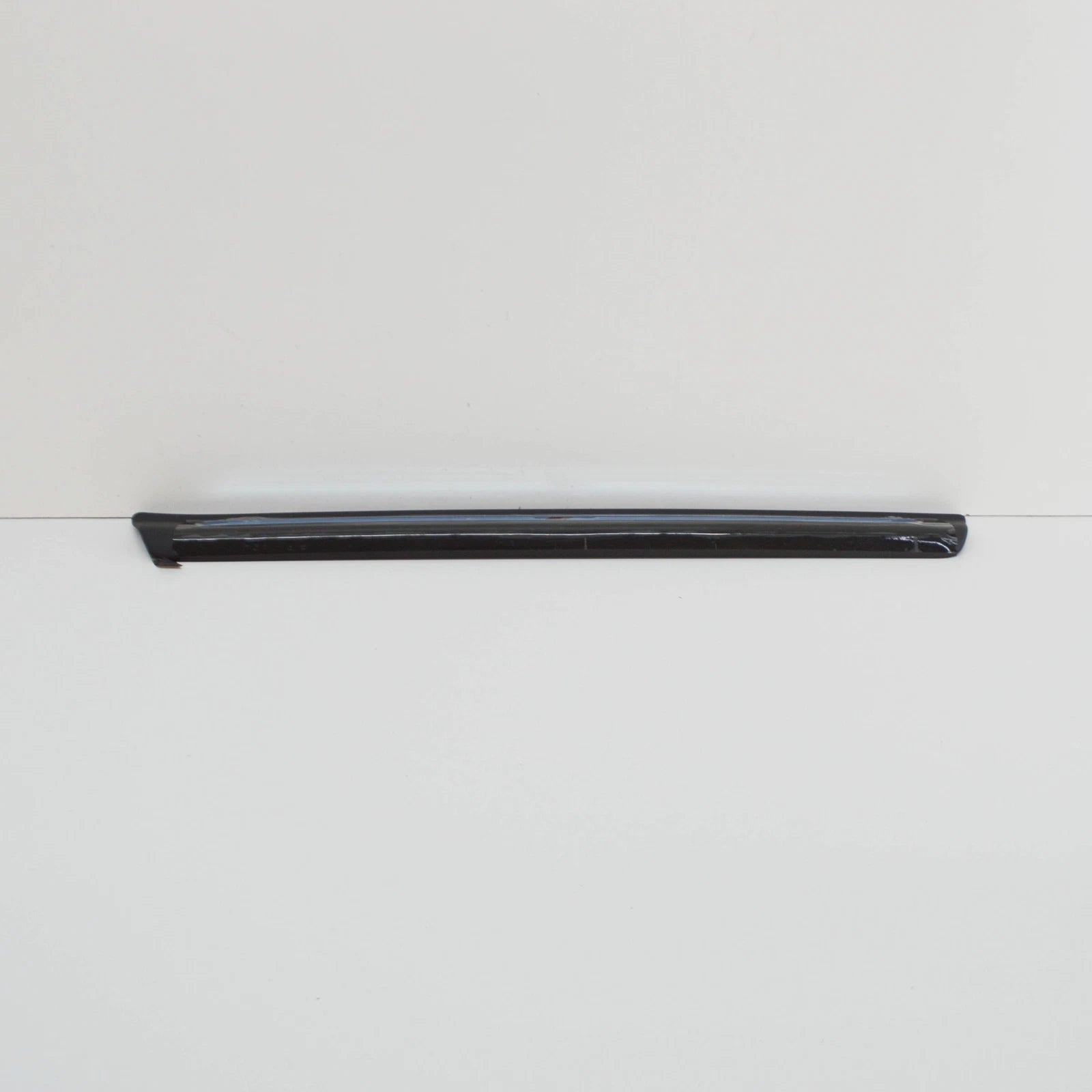 NEW AUDI TT FV RIGHT OUTER SILL TRIM 8S0853492D9B9 8S0853492D 9B9 ORIGINAL