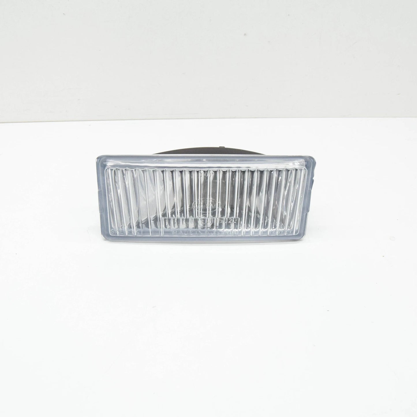 NEW BMW 3 E30 FRONT LEFT FOG LIGHT LAMP INSERT 63171375049 ORIGINAL
