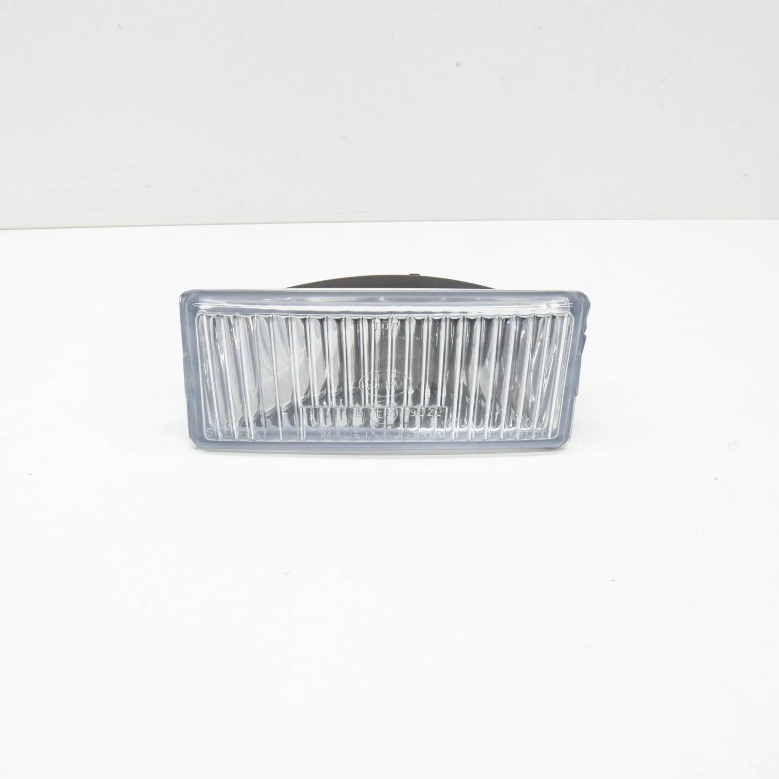 NEW BMW 3 E30 FRONT LEFT FOG LIGHT LAMP INSERT 63171375049 ORIGINAL