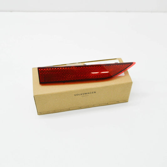 NEW AUDI A4 B9 REAR RIGHT INNER BUMPER REFLECTOR 8W0945104B ORIGINAL