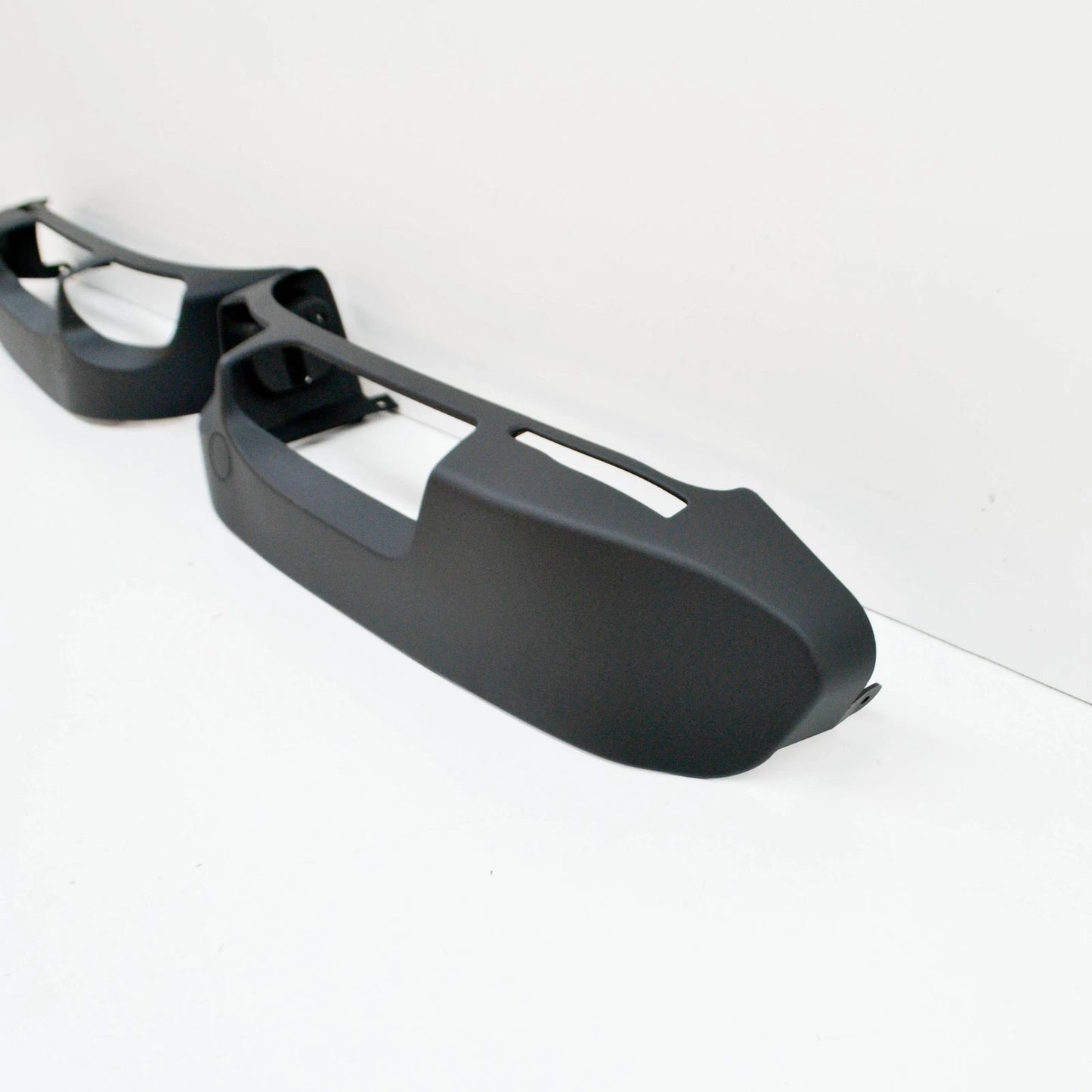 NEW BMW 5 E39 FRONT SEAT OUTER COVERING 52107057988 7057988 ORIGINAL