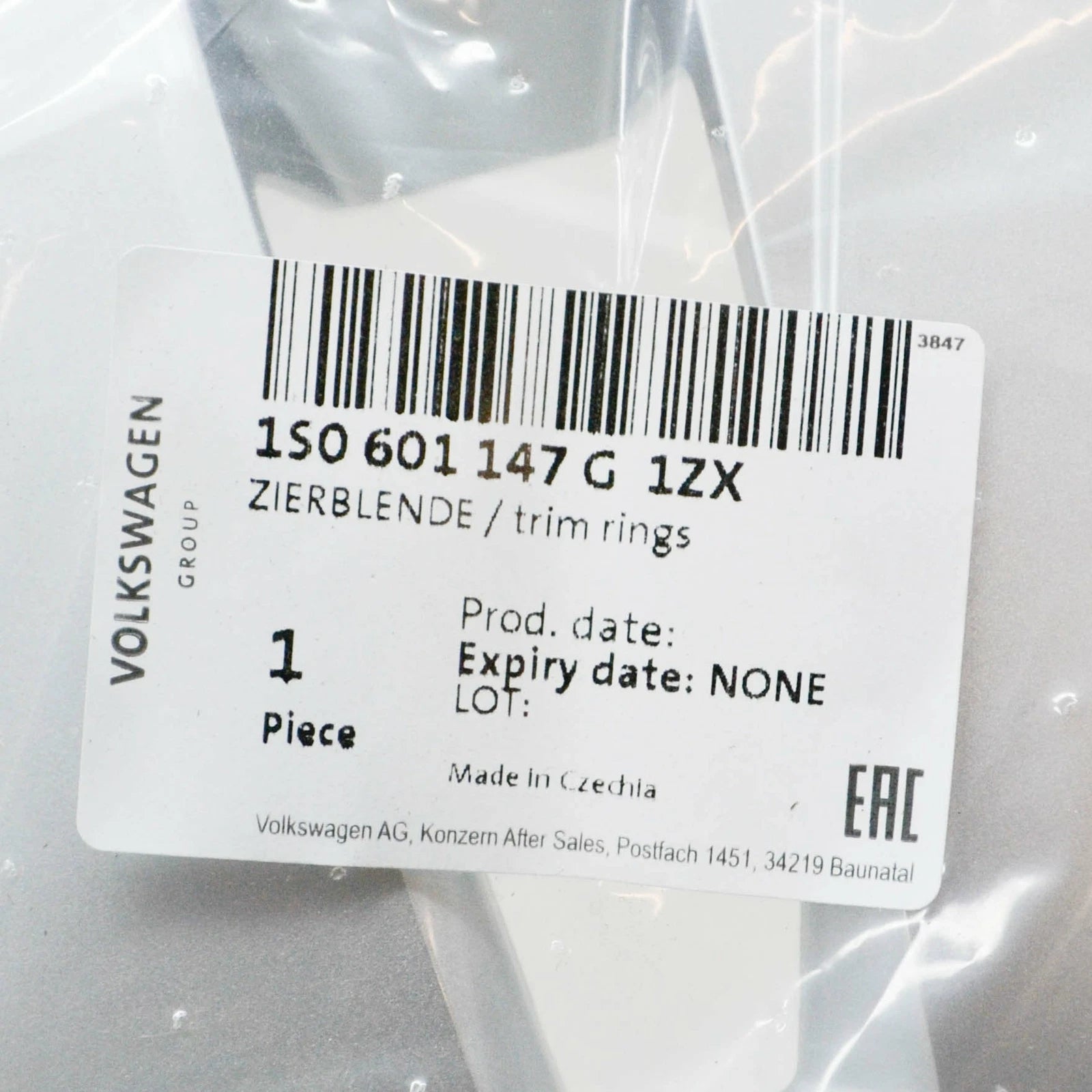 NEW VOLKSWAGEN UP WHEEL TRIM RING 14" 1S0601147G1ZX ORIGINAL