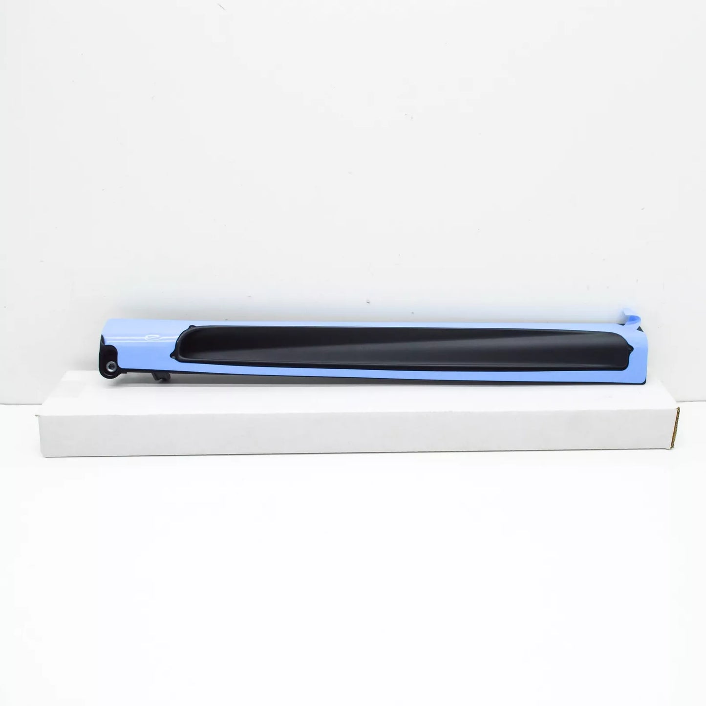 NEW BMW 7 G11 G12 LEFT LIGHT MODULE HOLDER TRIM 63148062937 ORIGINAL