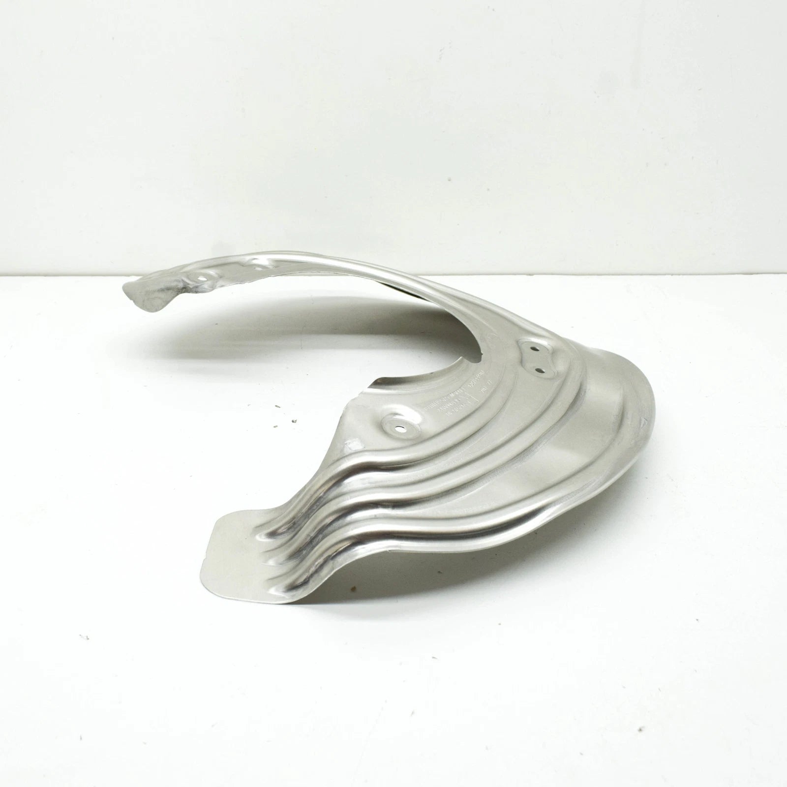 NEW BMW 3 G20 FRONT RIGHT BRAKE DISC PROTECTION 34106871338 ORIGINAL