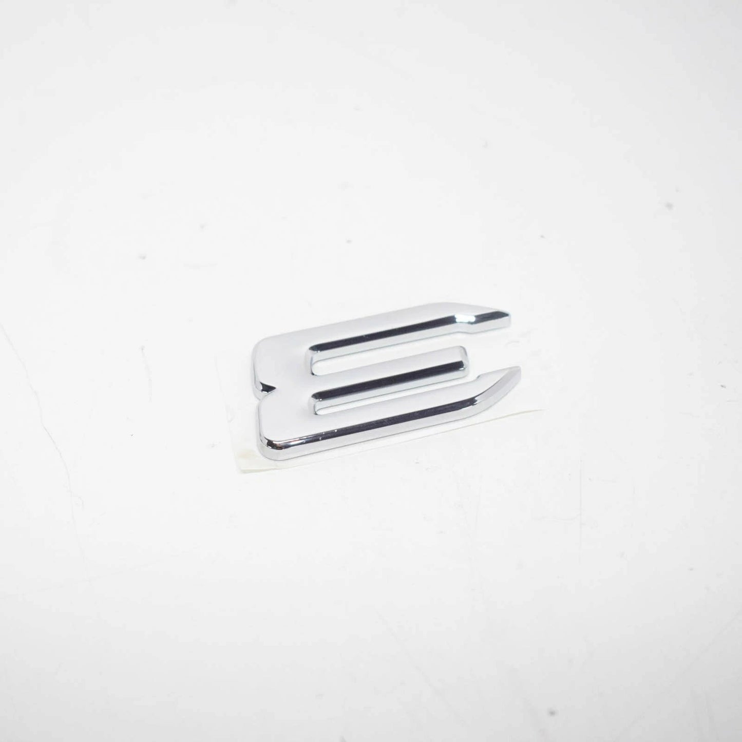 NEW BMW Z3 E36 REAR TAILGATE BOOT LID EMBLEM BADGE 51148401821 ORIGINAL