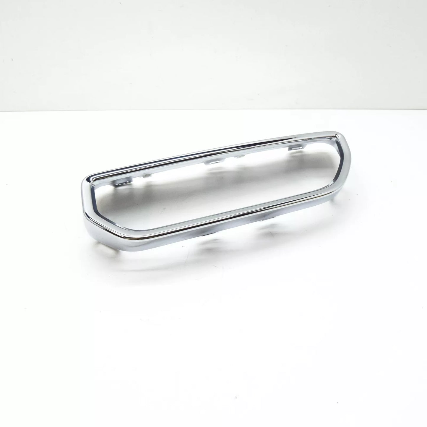 NEW AUDI Q5 FY REAR BUMPER LEFT SIDE TRIM 80A807833F2ZZ ORIGINAL