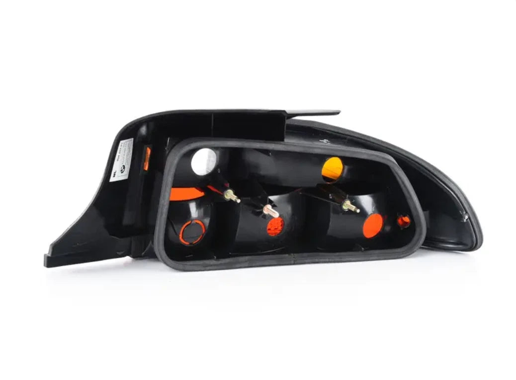 NEW BMW Z3 COUPE E36 REAR LEFT TAILLIGHT 63218389713 8389713 ORIGINAL