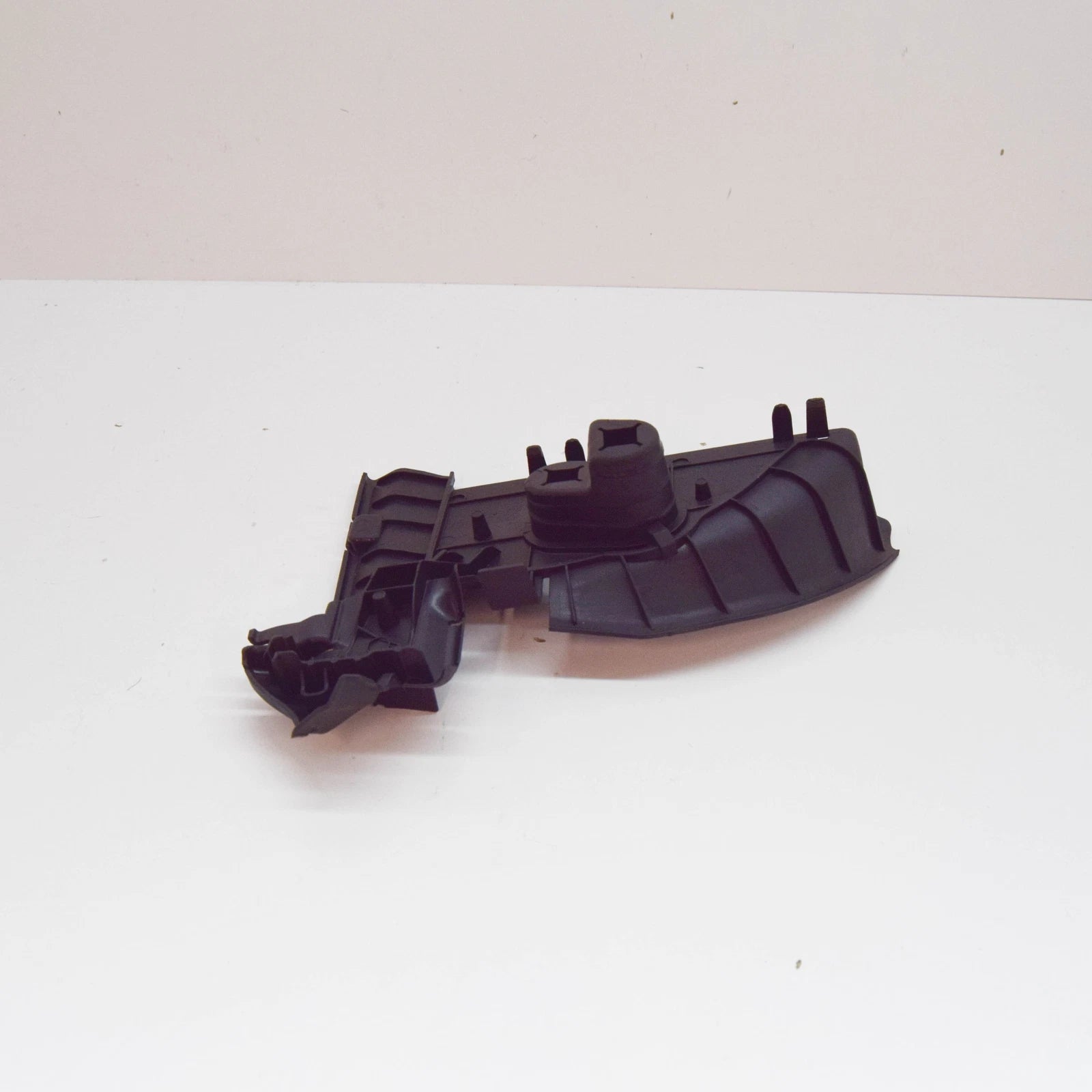 NEW MERCEDES-BENZ E W213 RADIATOR LEFT AIR GUIDE DUCT A2135052500 ORIGINAL