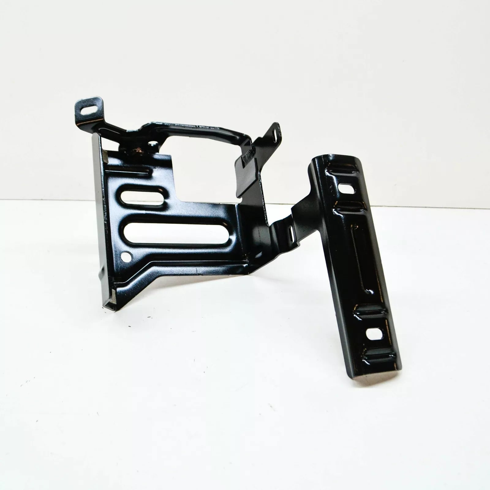 NEW BMW X3 G01 BATTERY HOLDER BRACKET 61219117801 ORIGINAL