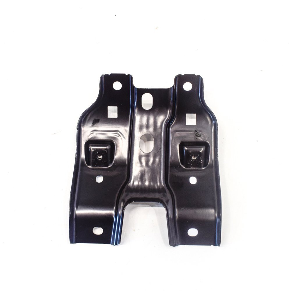 NEW VW PASSAT FRONT CENTER SUPPORT FOR LOCK CARRIER B8 561805567B ORIGINAL