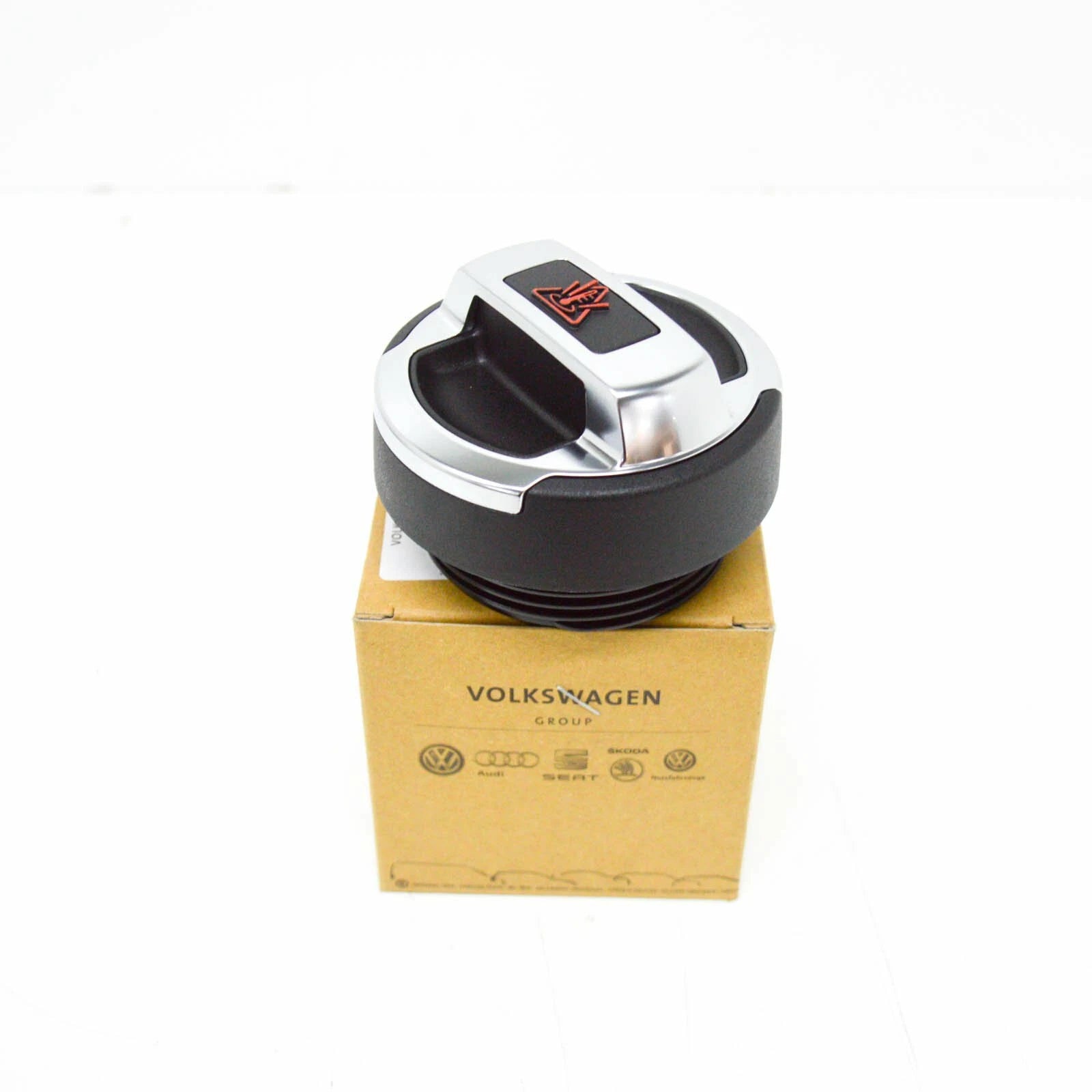 NEW AUDI R8 COOLANT TANK CAP 420121321