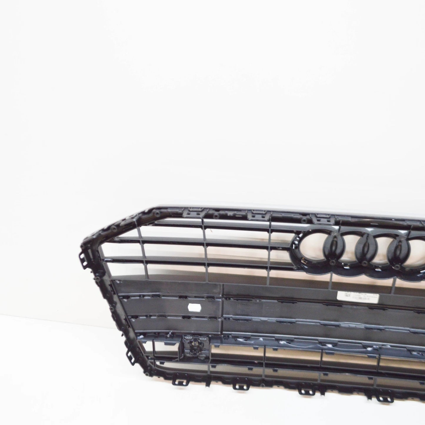 NEW AUDI A6 C8 RADIATOR GRILLE 4K0853651B 3FZ 4K0853651B3FZ ORIGINAL